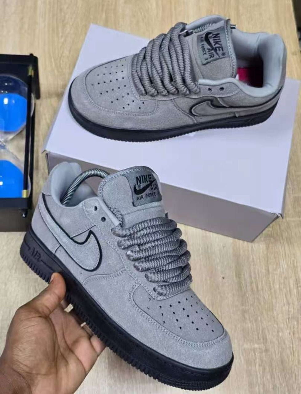 AF1 Low Suede