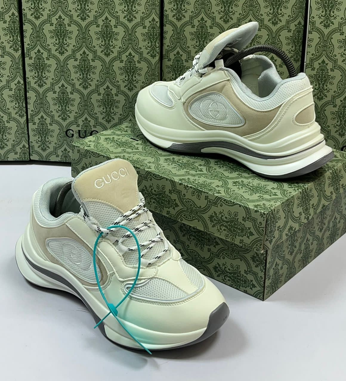 Gucci Run Cream/Beige