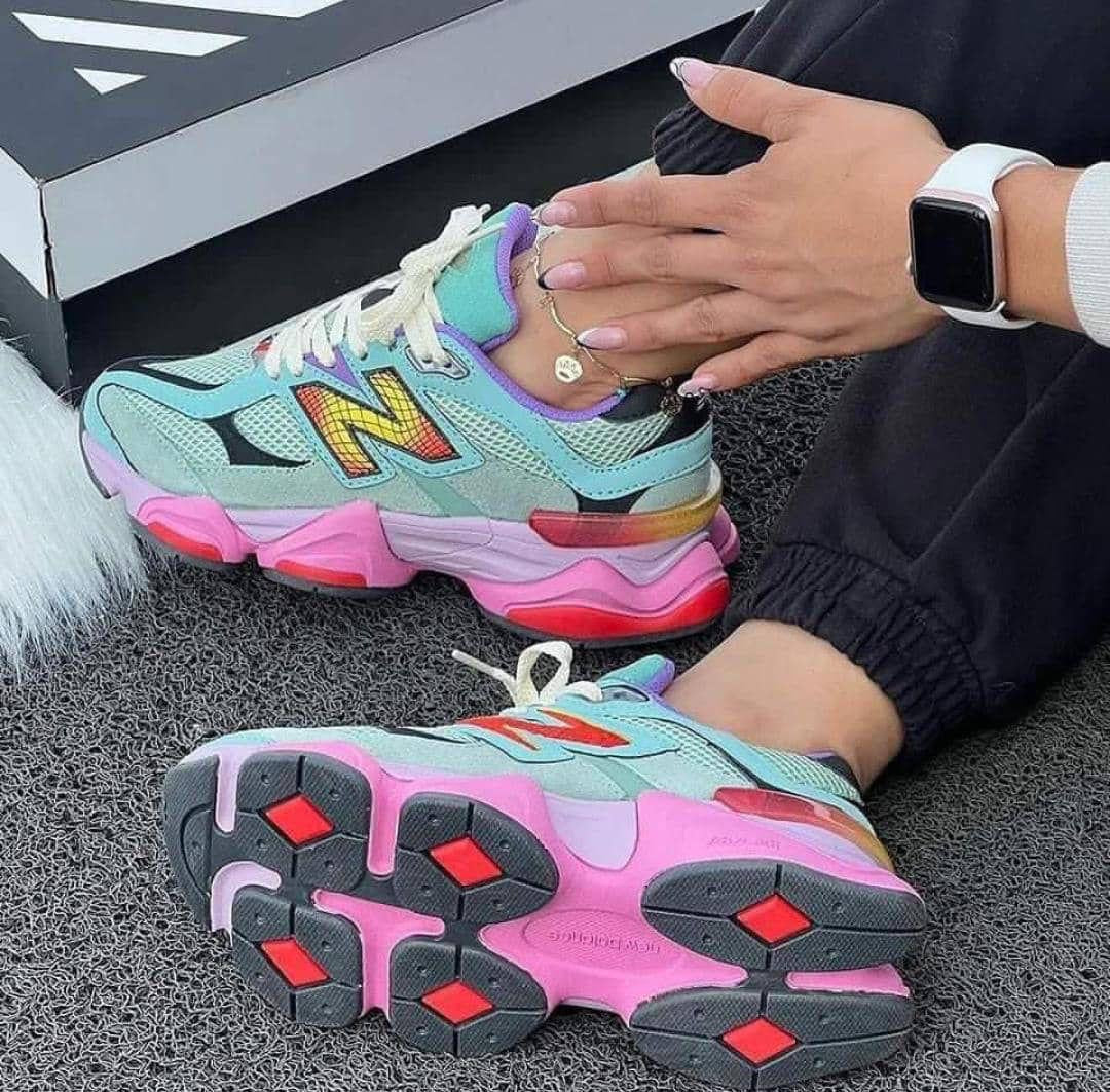 New Balance 9060