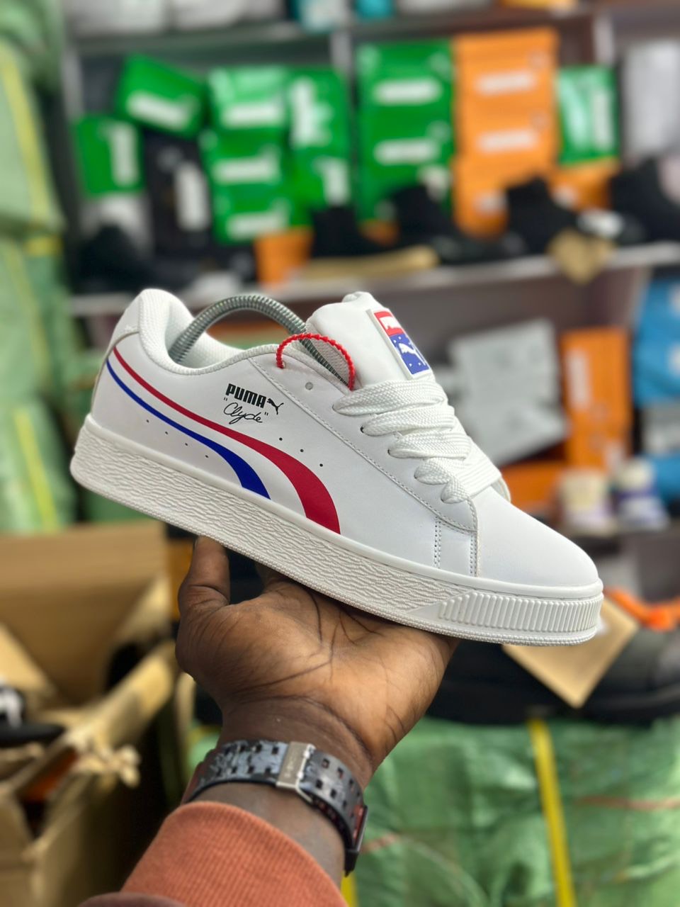 Puma Clyde – White/Blue/Red