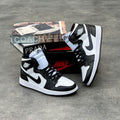 Air Jordan 1 Mid Black/White
