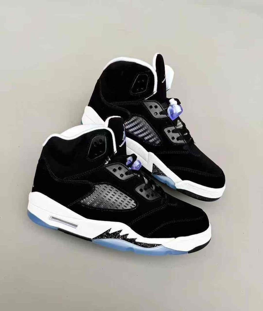 Air Jordan 5 Retro High-Top