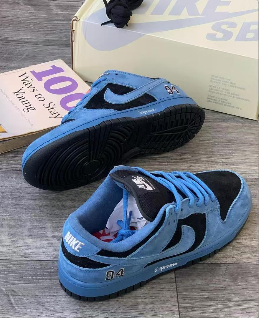Nike SB Dunk Low x Supreme – Blue/Black
