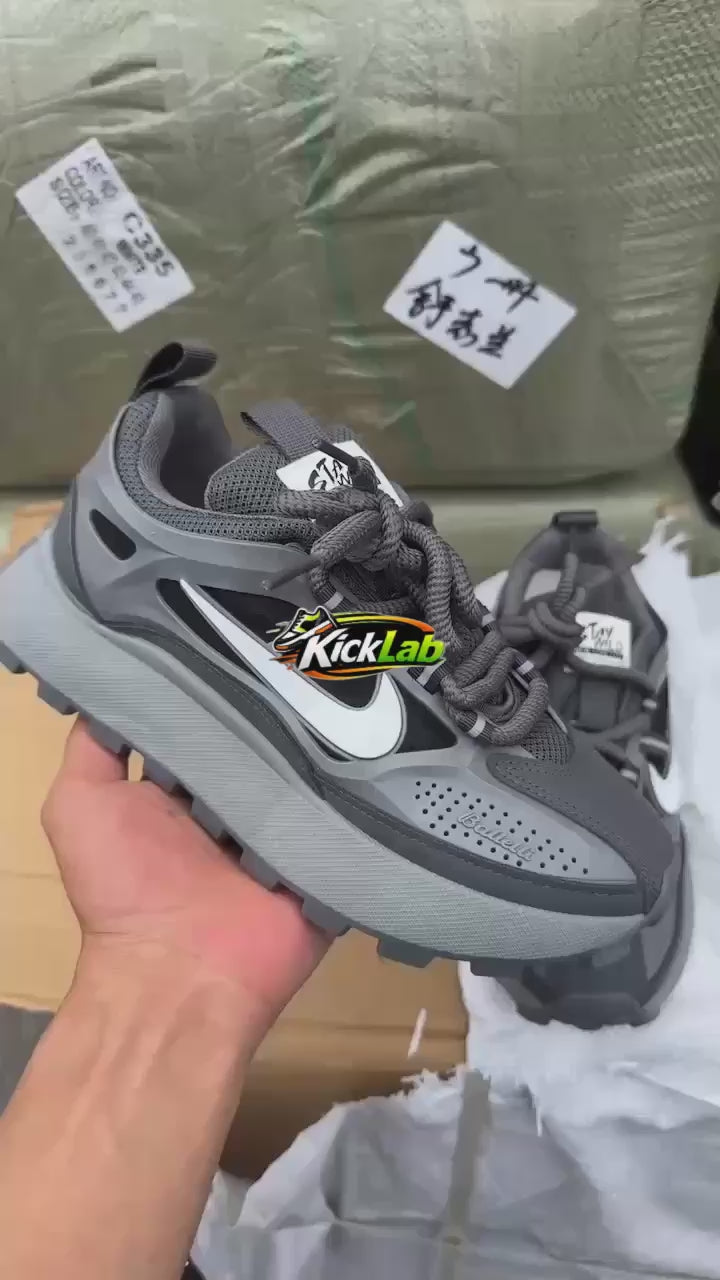 Nike Pegasus Trail - Black/Grey