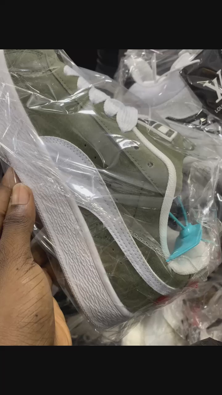 Puma Suede Classic Sneakers - Olive Green/Black